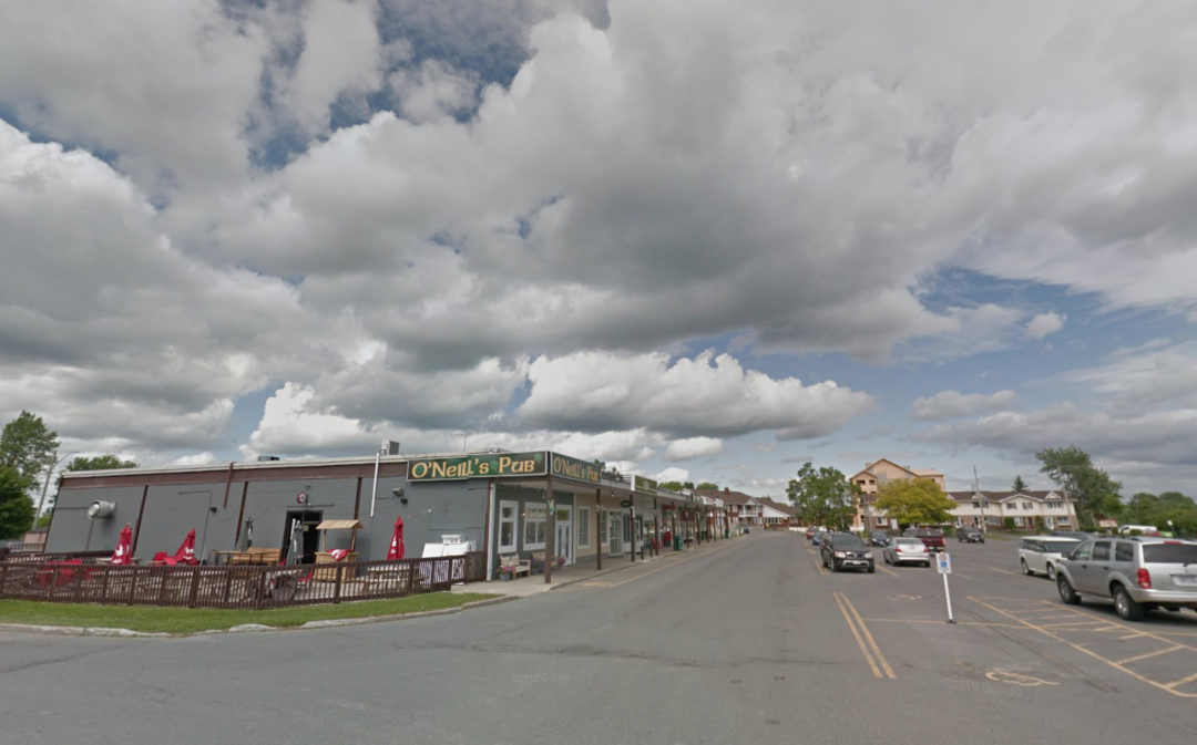 Long Sault Shopping Plaza