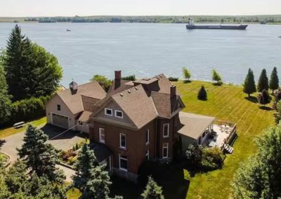 Waterfront Clubhouse